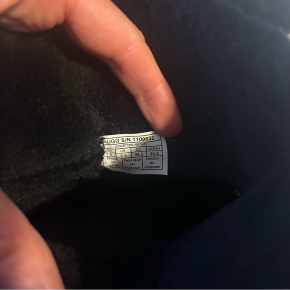 Lynus UGG - Picture 7 of 7